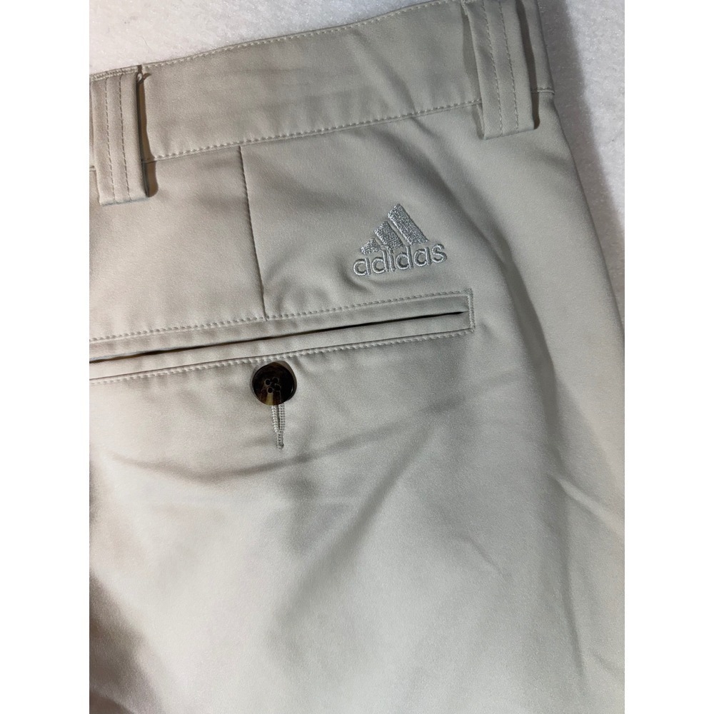 Adidas Men's Khaki Pleated Golf Shorts Size 36 Polyester Flat Front - Picture 3 of 4